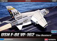 Vought F-8E Crusader, VF-162 ”The Hunters” 1/72