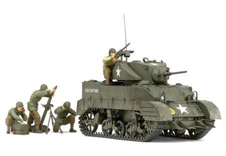 M5A1 U.S. Light Tank with 4 Figures 1/35