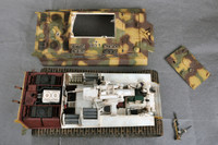 SdKfz 186 Jagdtiger with Interior Parts  1/16