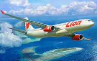 Airbus A330-300 Civil Airliner  1/144