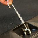 Raitisilmakoukku autoon