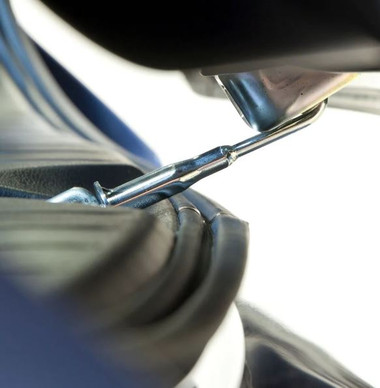 Raitisilmakoukku autoon