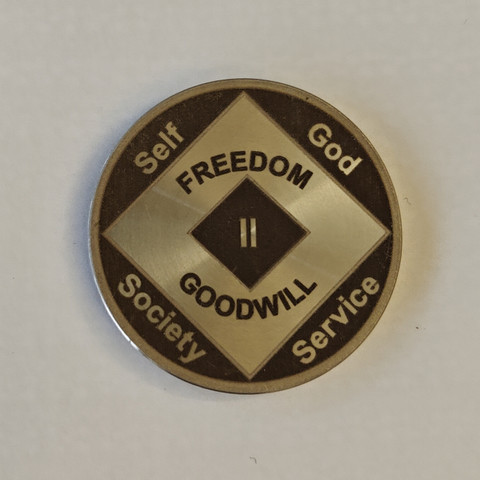 Laserkaiverrettu mitali (2 vuotta)