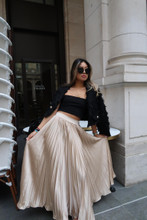 Kerma pliseerattu hame