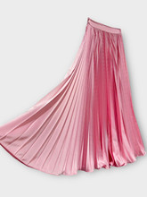 Vaaleanpunainen pliseerattu hame