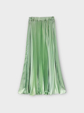 Vaaleanvihreä pliseerattu hame