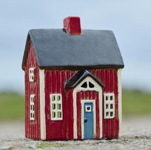 Talolyhty Visby Houses punainen