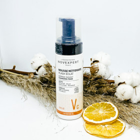 Novexpert Cleansing Foam-Kevyesti kuoriva puhdistusvaahto 150ml