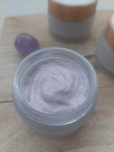 Vild Botanicals Syreeni Kuorinta-naamio 50 ml SAATAVILLA RAJOITETUN AJAN!