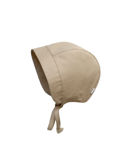 Brimmed Bonnet Cupcake