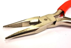 Näbbtång för smyckestillverkning