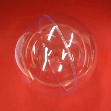 Muovipallo, kirkas 18 cm, reiällinen