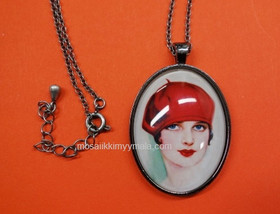 Ramberlock, oval, med glascabochon, färg antiksilver