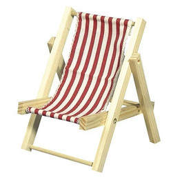 Solstol med röda ränder