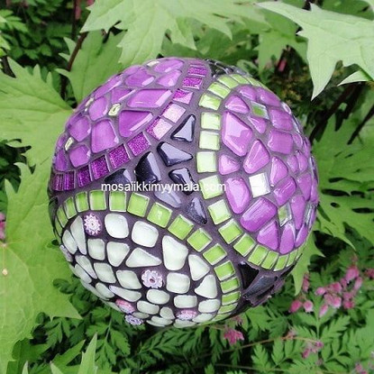 Plastic ball with neck, 12 cm