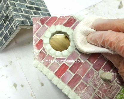 Vit Fogmassa, Mosaikstein