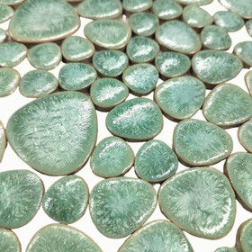 California Pebbles, Jade, arkki