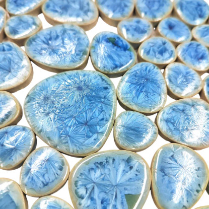 California Pebbles, Azure, arkki