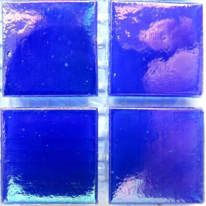 Iridescent 20 mm, Sapphire Blue, 25 Tiles