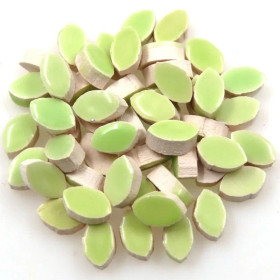 Mikrokronblad 8 mm, Pistachio Green, 5 g