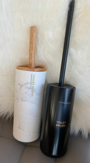 Toilette vessaharja