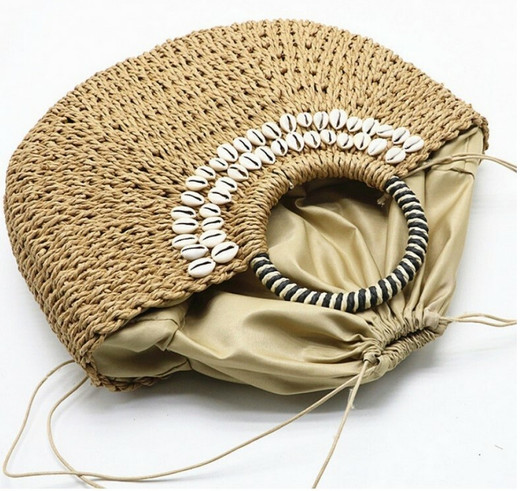 Shell Wicker bag