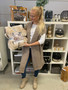 Pitkä neulottu Delux liivi, beige tai valkoinen, ONE SIZE