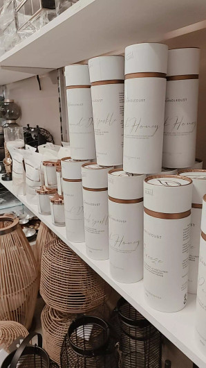 Puuterikynttilä Dark Honey 650g
