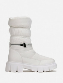 Valkoiset talvisaapikkaat