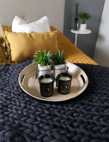 Musta jättineuleviltti, 120 x 150cm