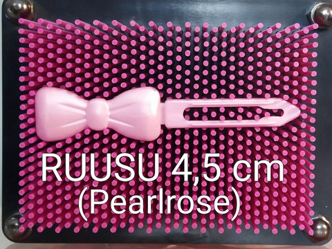 Bow Barrets size 4,5 cm.Different colors.