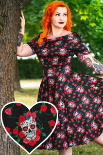 Dolly and Dotty Skulls & Roses Darlene kellomekko
