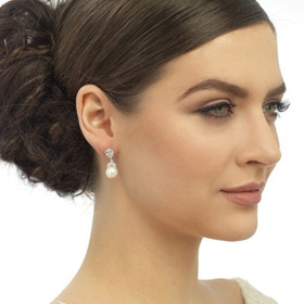 Helmikorvakorut pyöreillä helmillä, hopea