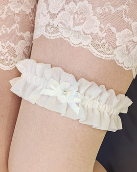 Vuokko sukkanauha, ivory