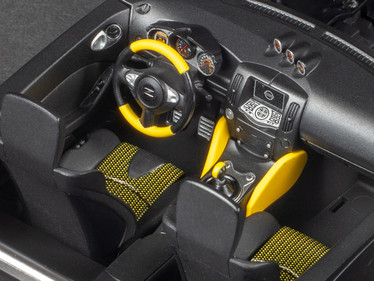 NISSAN 370Z Heritage edition