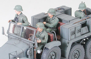KRUPP TOWTRUCK w/37MM PAK