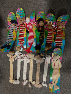 Bukowski kirjanmerkki pehmolelu - useita hahmoja