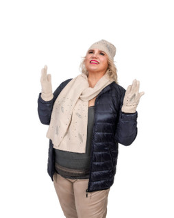 Setti: pipo, kaulahuivi ja sormikkaat