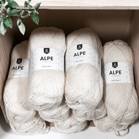 Järbo Alpe - mainio monikäyttöinen täysvillalanka, kerä 50 g / 100 m