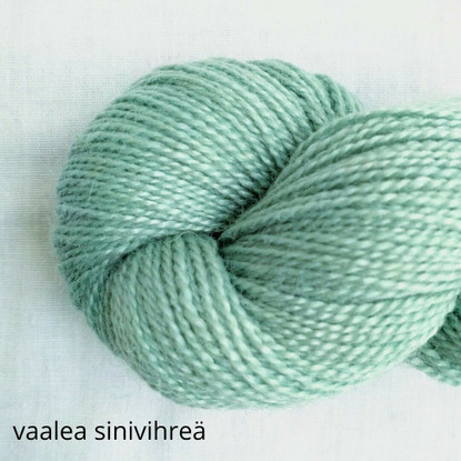 Ylellisen pehmeä Vuonue Pentti kampalanka – muoviton sileä villalanka 