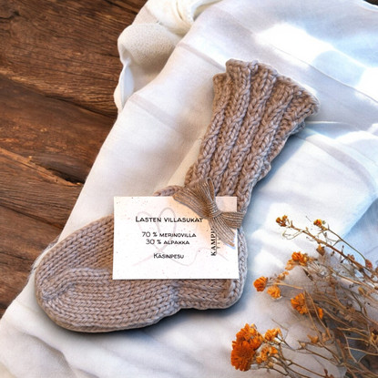 Lasten alpakka-merinovillasukat – pehmeyttä ja lämpöä herkälle iholle