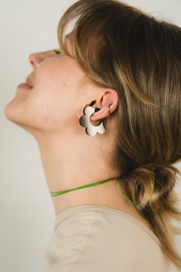 EARBIT earrings CARBON FLOWER | M
