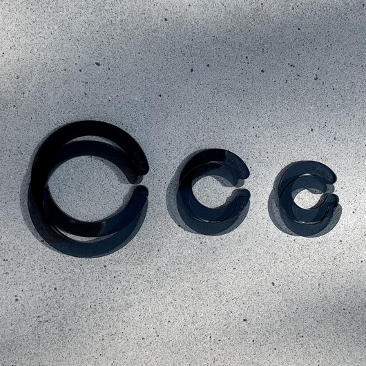 EARBIT earrings CARBON | L