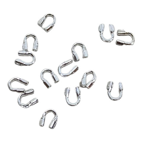 Vaijerin/helmisilkin suoja hopeoitu 6 x 4 mm (25 kpl)