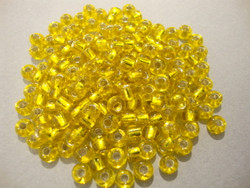 Siemenhelmi keltainen 5/0 4,5 mm (20 g/pss)