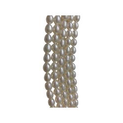 AAA Makeanvedenhelmi valkoinen soikea n. 6 - 7 mm (n. 47 kpl)