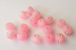 Polarishelmi Swarovskin strasseilla pinkki matta 10 mm (2 kpl/pss)