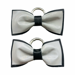 Heijastava kenkäkoru hopeisella lenkillä