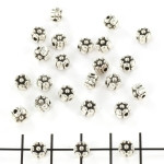 Metallihelmi Kukka hopean värinen 5 mm (10 kpl)
