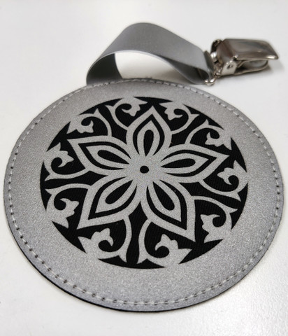 NIPSUHEIJASTIN KUKKANEN